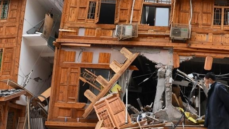 Trung Quốc: Xảy ra 13 dư chấn sau động đất tại Tứ Xuyên